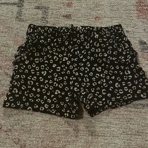 H&M. Size 5t/6. Cute shorts.